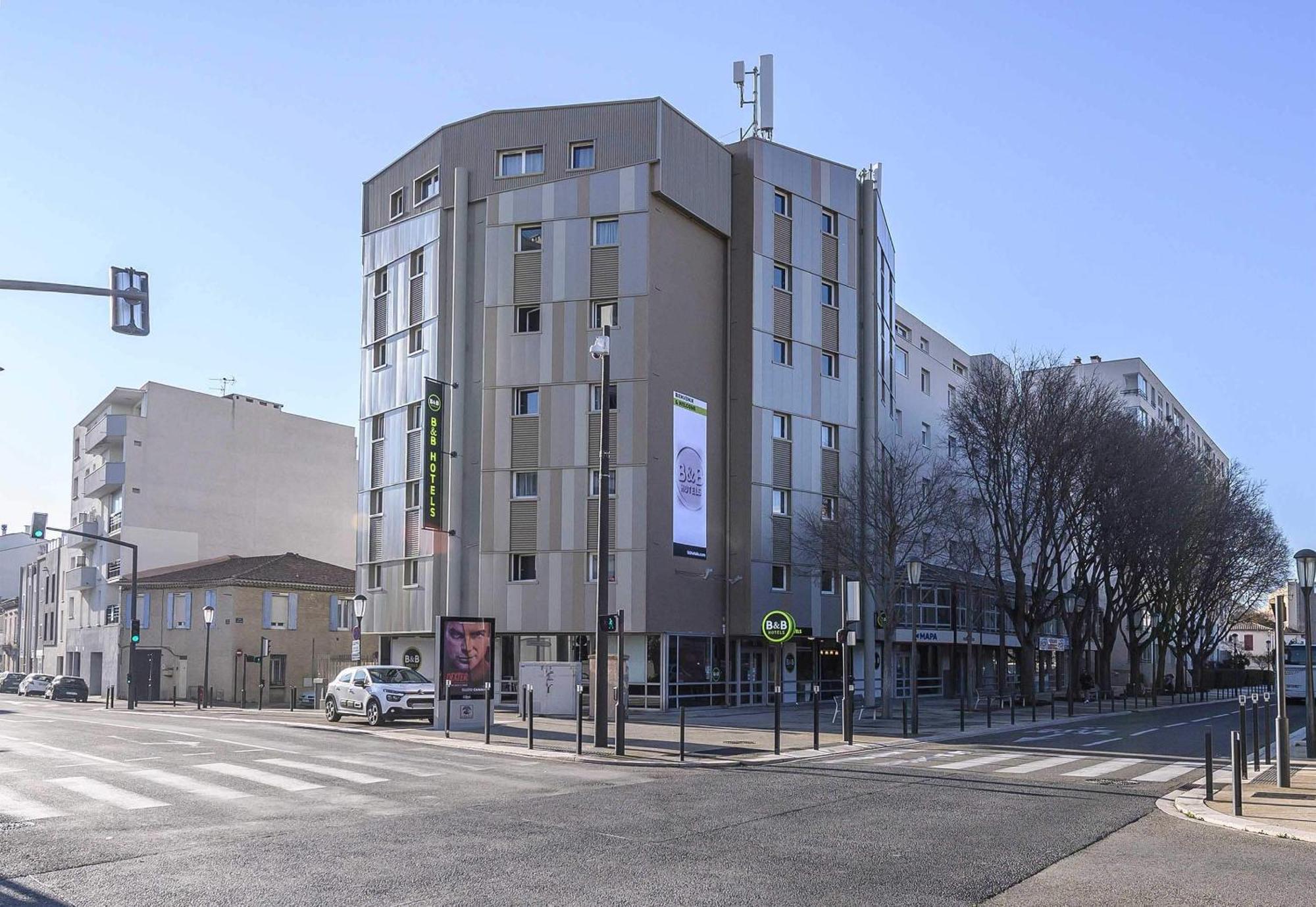 B&B Hotel Nimes Centre Arenes Exterior photo